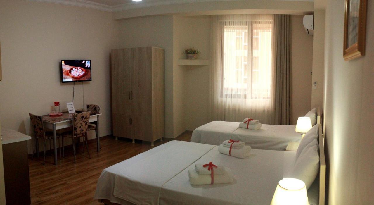 Hotel Tao Batumi Exterior foto